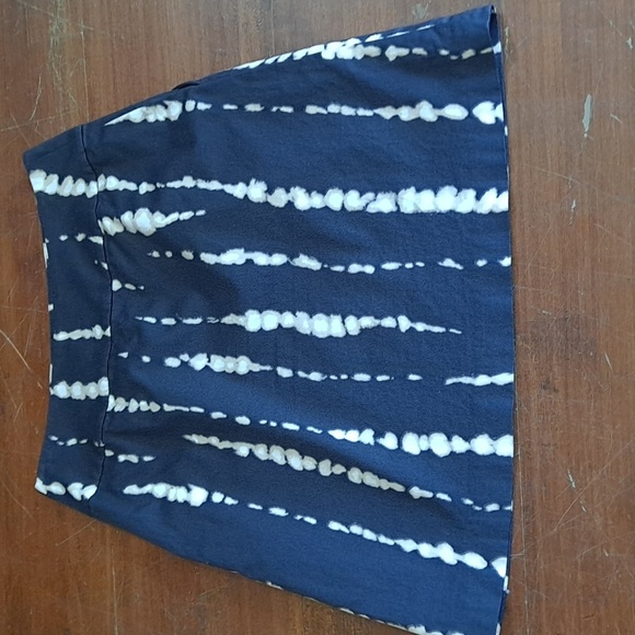 🌻3/$15🌻 Ann Taylor skirt - Picture 5 of 7